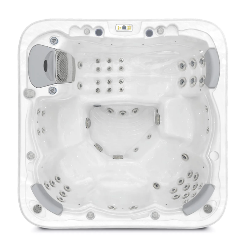 Wellis Lugano Hot Tub — 6-person outdoor whirlpool