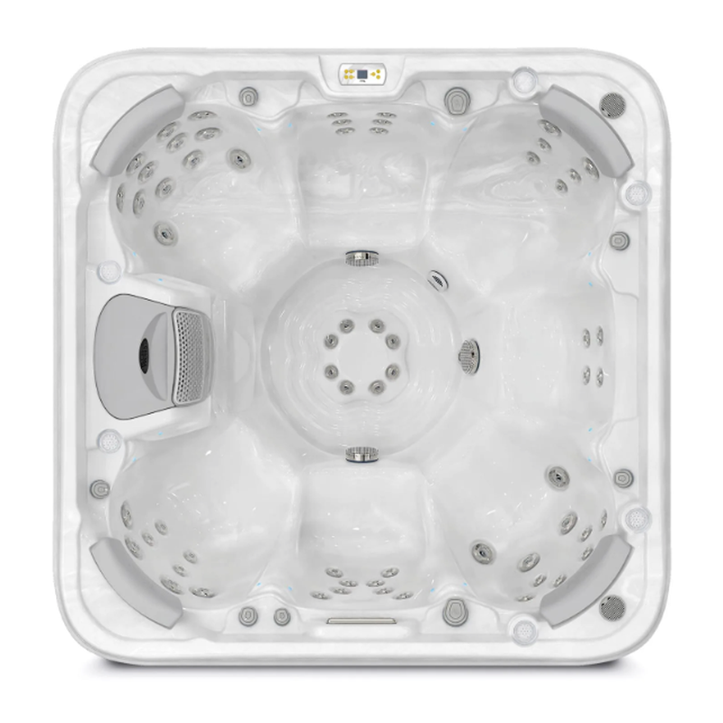 Wellis Vienna Hot Tub — 7-person outdoor whirlpool