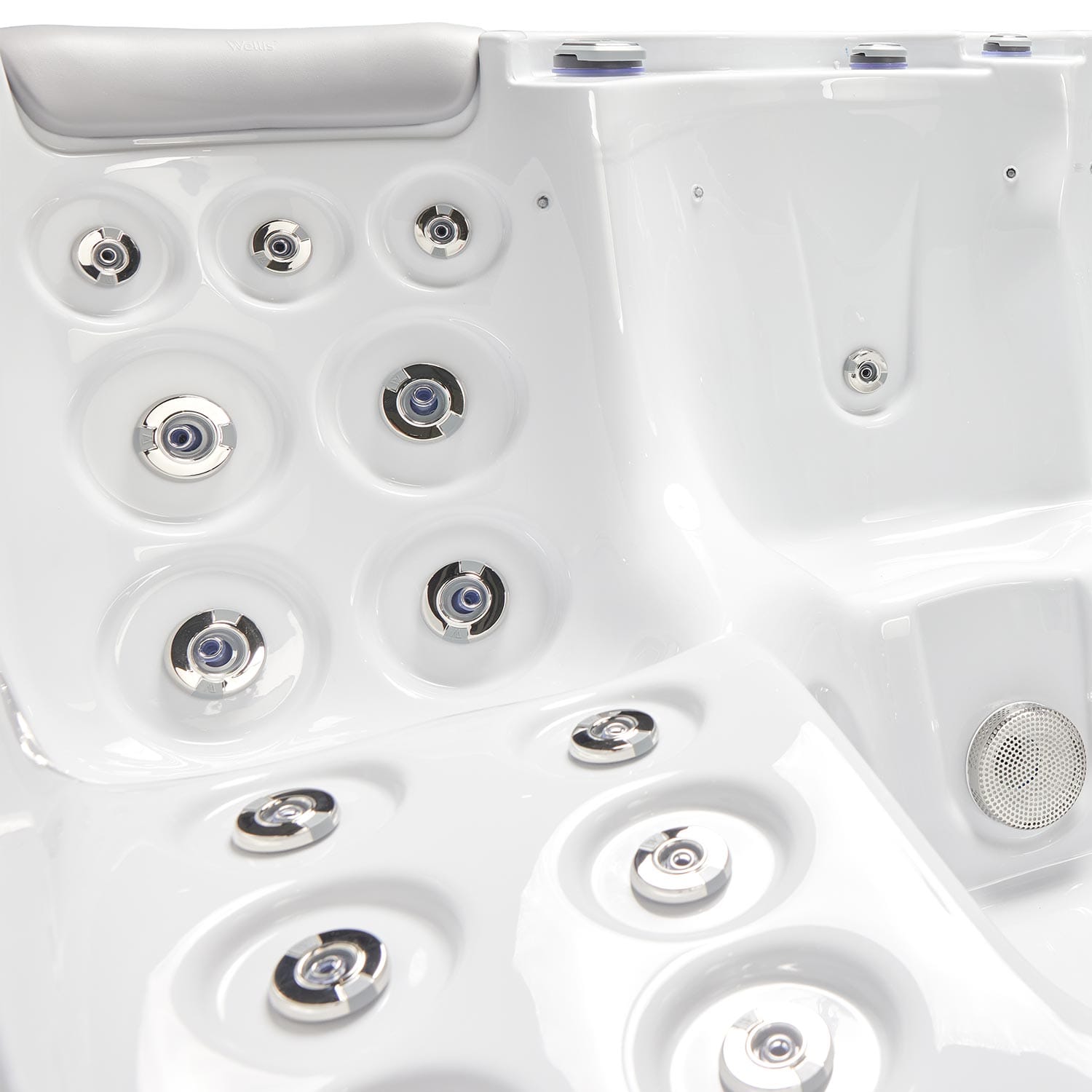 Wellis Jupiter Hot Tub — 6-person Outdoor — view 9
