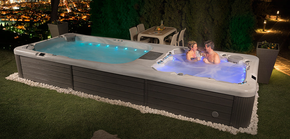 Wellis Rio Grande Swim Spa — 6-person hydro outdoor swim spa (view 2)