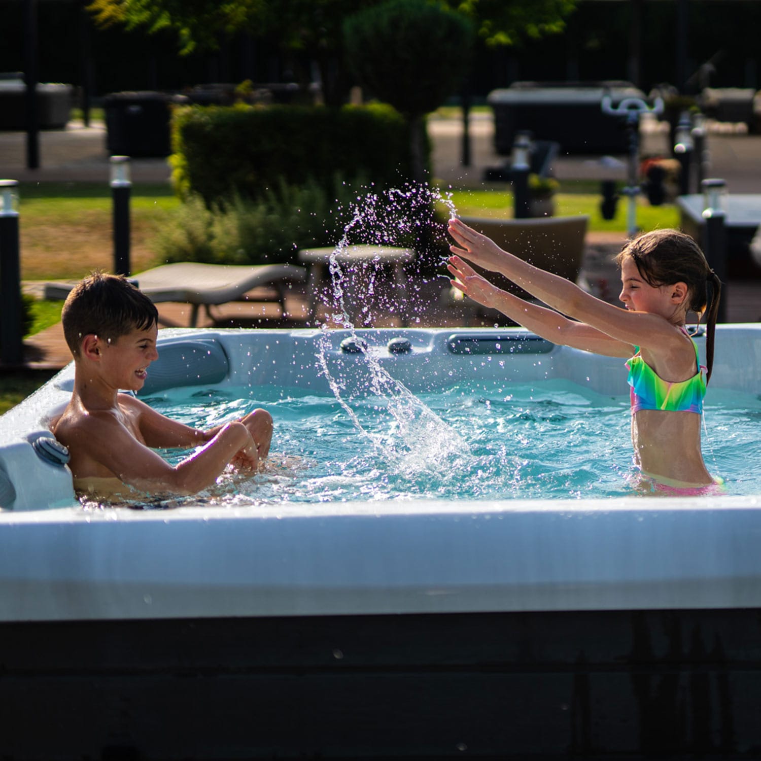 Wellis Malaga Life Hot Tub — 6-person Outdoor — view 4