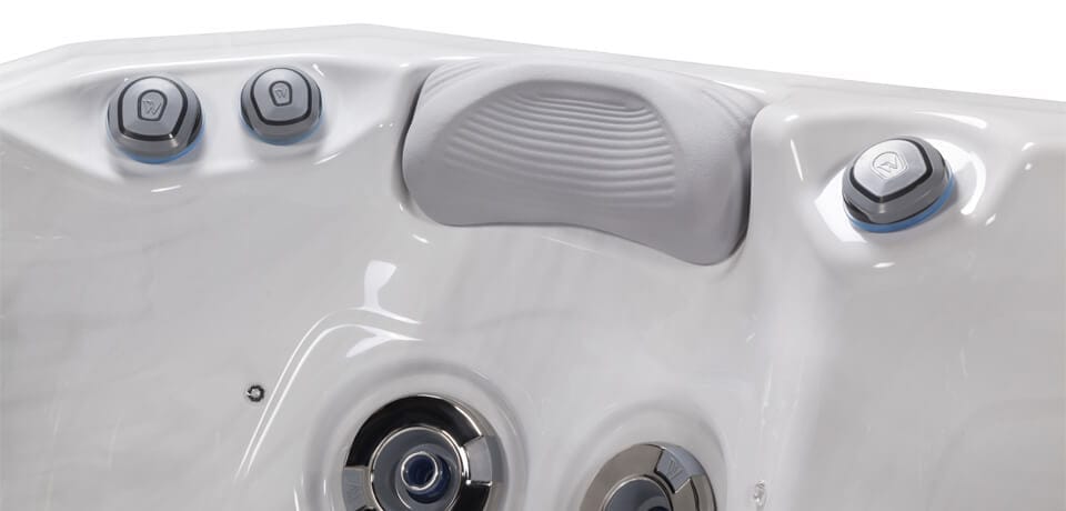 Outdoor Whirlpool · 5 Personen · Wellis Palermo Life · winterfest